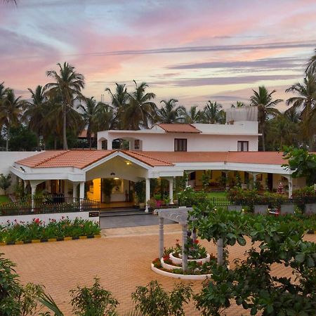 Stayvista At Silver Oak Farm - Breakfast Included บังกาลอร์ ภายนอก รูปภาพ