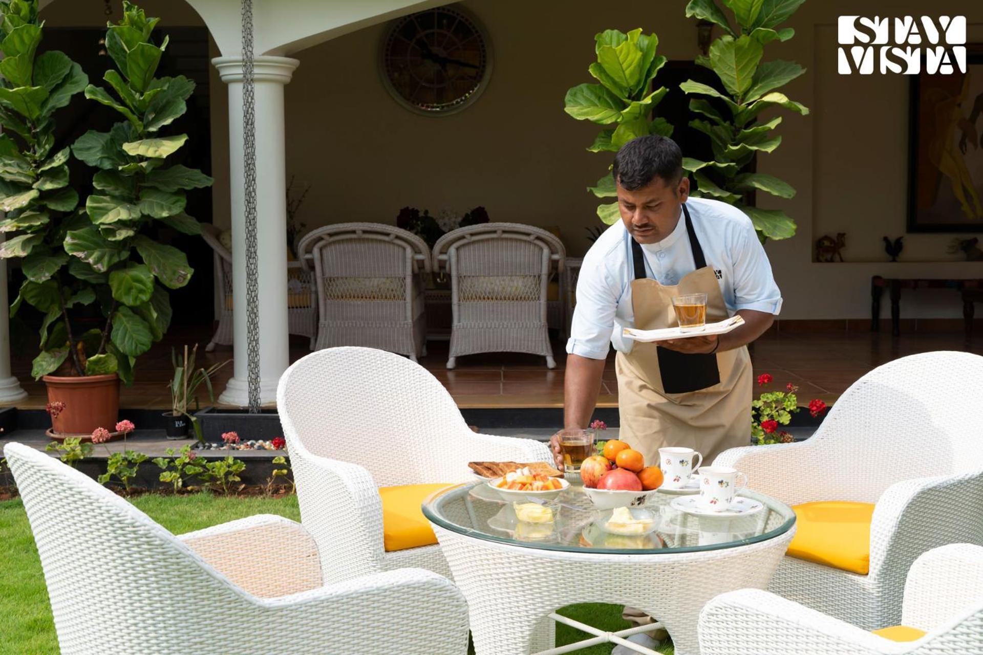 Stayvista At Silver Oak Farm - Breakfast Included บังกาลอร์ ภายนอก รูปภาพ